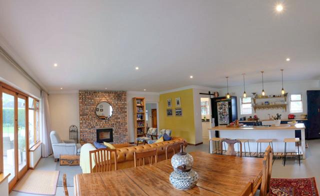 Bergvliet Kitchen & Lounge Renovation